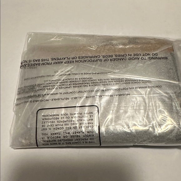 Nwt coach Mini Skinny Id Case In Signature Canvas With Floral Print 🧡 - Picture 4 of 4